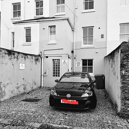 Harbour Court Plymouth - Free Parking - Tucked Away On The Barbican With Courtyard - By Ocean City Retreats 외부 사진
