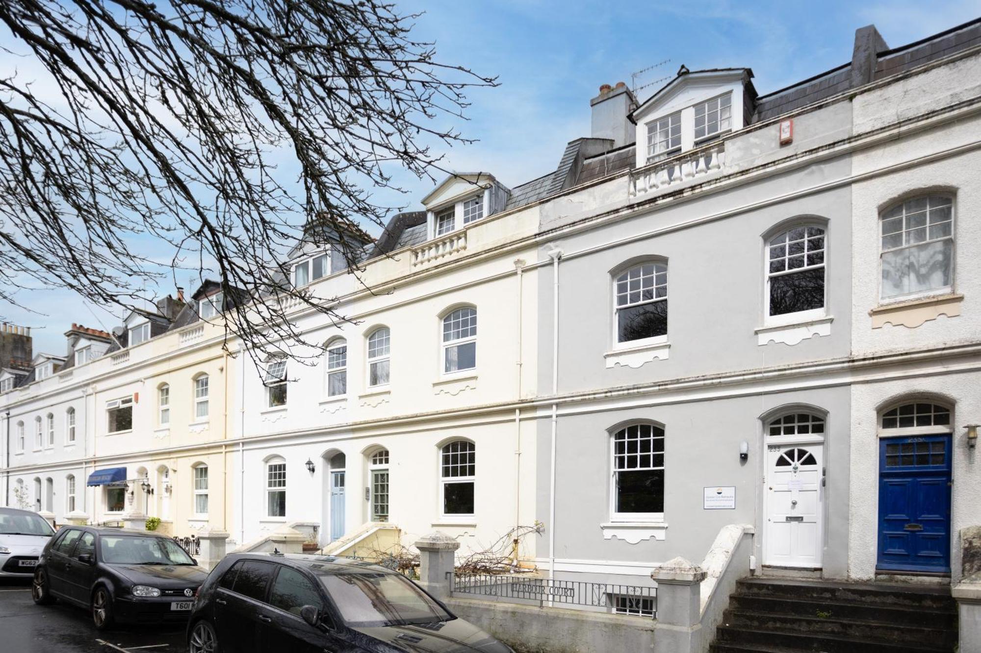 Harbour Court Plymouth - Free Parking - Tucked Away On The Barbican With Courtyard - By Ocean City Retreats 외부 사진