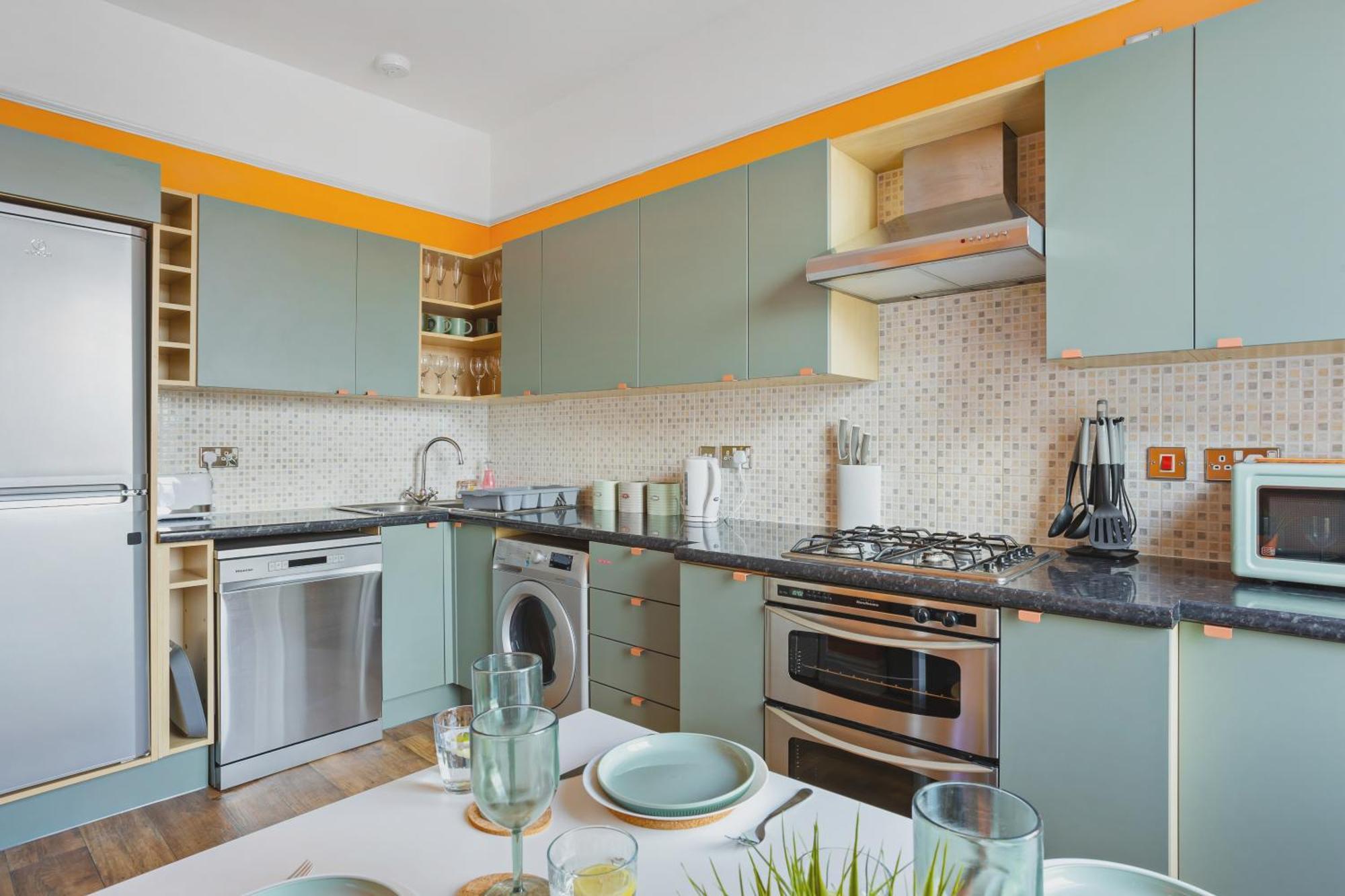 Harbour Court Plymouth - Free Parking - Tucked Away On The Barbican With Courtyard - By Ocean City Retreats 외부 사진