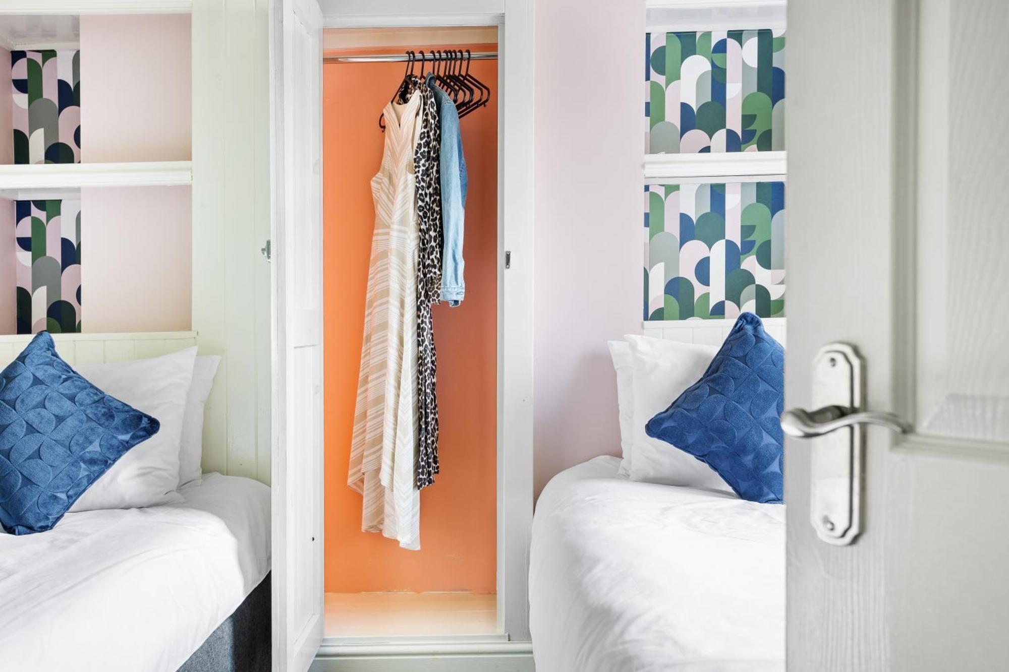 Harbour Court Plymouth - Free Parking - Tucked Away On The Barbican With Courtyard - By Ocean City Retreats 외부 사진