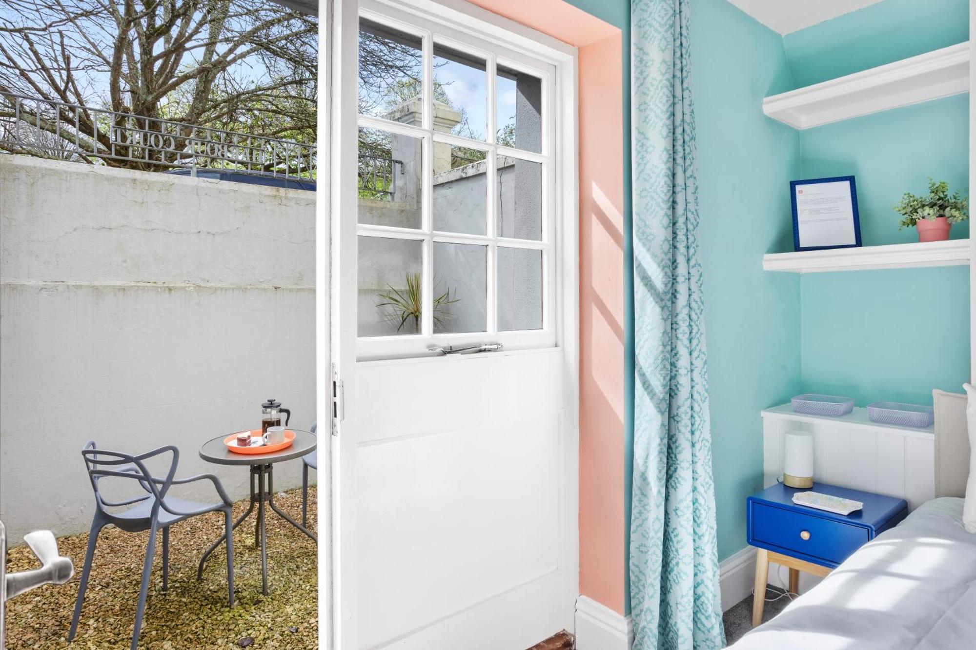 Harbour Court Plymouth - Free Parking - Tucked Away On The Barbican With Courtyard - By Ocean City Retreats 외부 사진